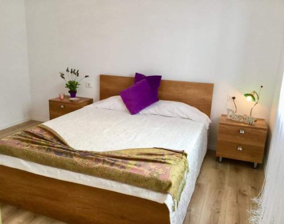 jepet me qera apartament Kati 2, 50 m² 400 Euro (Rr Siri Kodra)