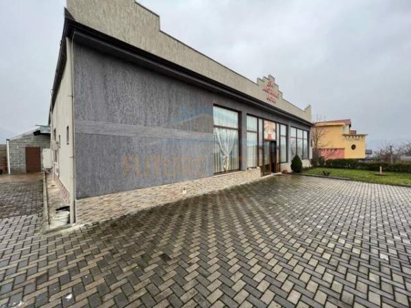 Korce, shitet bar-resorant Kati 0, 400 m² 200.000 Euro (Mborje, Korçë)
