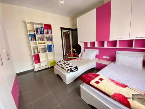Vlore, shitet apartament 2+1+BLK Kati 7, 105 m² 144.000 Euro (Rruga Shyqeri Alimerka)