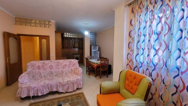 Durres, shitet apartament 2+1 Kati 5, 129 m² 110.000 Euro (Lgj.5, Afer kopshtit Sotir Noka)