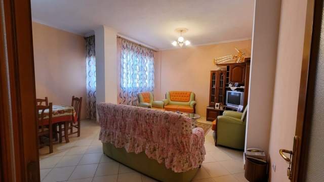 Durres, shitet apartament 2+1 Kati 5, 129 m² 130.000 Euro (Lgj.5, Afer kopshtit Sotir Noka)
