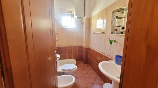 Durres, shitet apartament 2+1 Kati 5, 129 m² 130.000 Euro (Lgj.5, Afer kopshtit Sotir Noka)