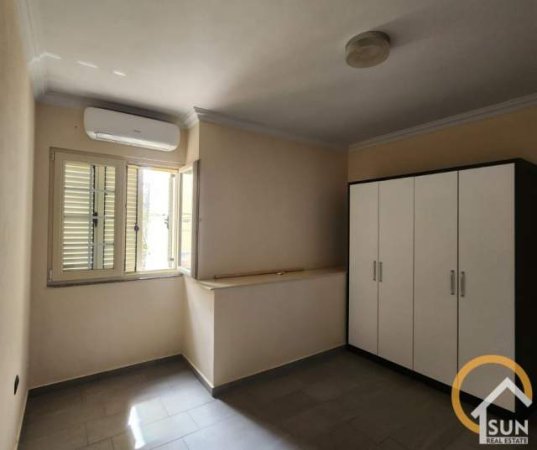 Shkoder, jepet me qera shtepi Kati 0, 270 m² 300 Euro (TEK STADIUMI, SHKODER)