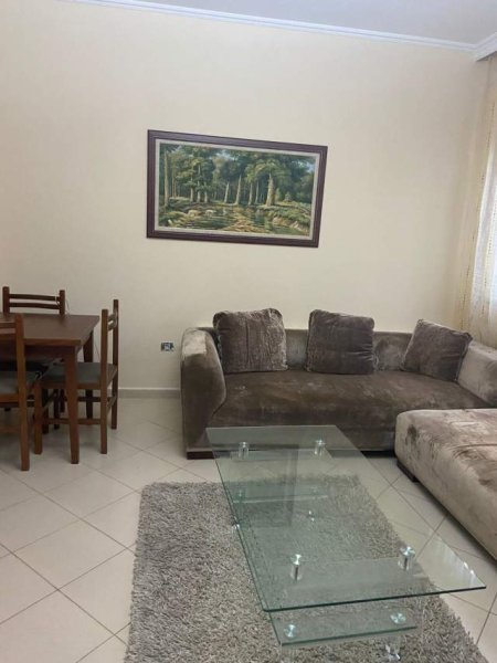 Tirane, shitet apartament 1+1 84 m² 71.400 Euro ne Linze