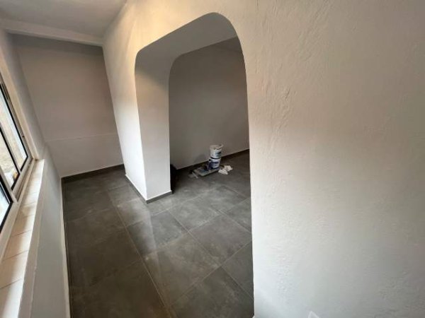 Tirane, jepet me qera apartament Kati 3, 60 m² 400 Euro (rruga Ndre Mjeda)