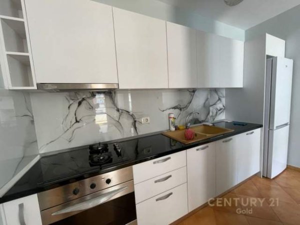 Tirane, jepet me qera apartament 1+1+BLK Kati 3, 70 m² 380 Euro (KODRA E DIELLIT)