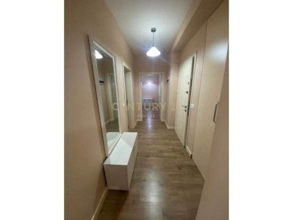 Tirane, jap me qera apartament 1+1 Kati 1, 56 m² 400 Euro (rruga e elbasanit)