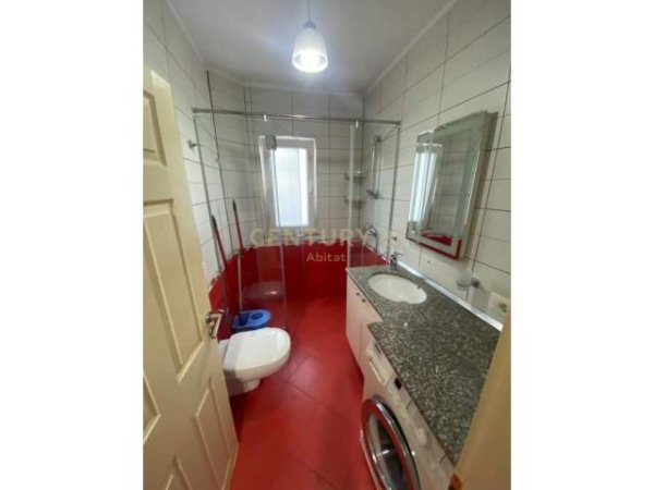 Tirane, jap me qera apartament 1+1 Kati 1, 56 m² 400 Euro (rruga e elbasanit)