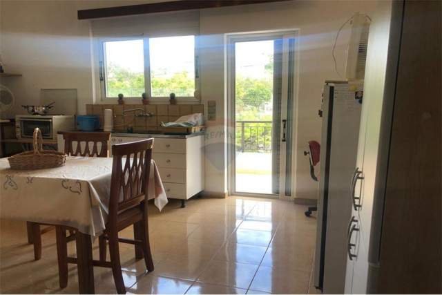 Vlore, shitet shtepi 3 Katshe Kati 3, 441 m² 0 Euro (Rruga Sulejman Delvina)
