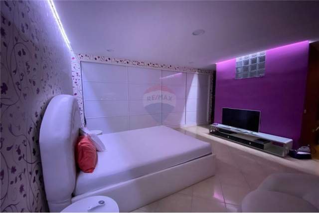 Vlore, shitet apartament 2+1 Kati 5, 136 m² 160.000 Euro (Rruga Transballkanike)