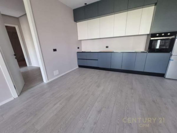 Tirane, jepet me qera apartament 3+1+BLK Kati 3, 176 m² 1.500 Euro (KOMPLEKSI DELIJORGJI)
