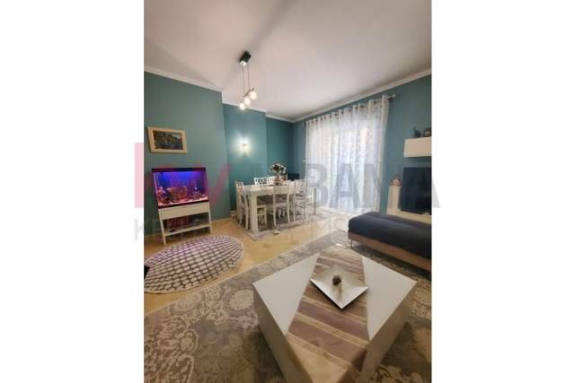 Tirane, shitet apartament Kati 3, 168 m² 225.000 Euro (Kopshti Botanik)