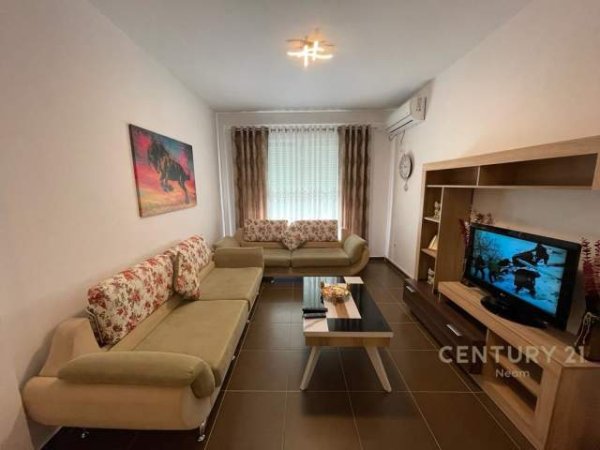 Tirane, jepet me qera apartament 2+1 Kati 2, 85 m² 650 Euro (LIQENI I THATE)