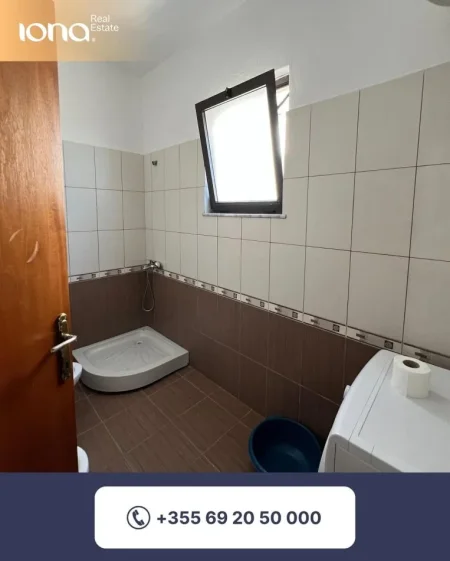 Mali Robit, shitet apartament 1+1 Kati 4, 64 m² 65.000 € (300m Distanc nga Deti)