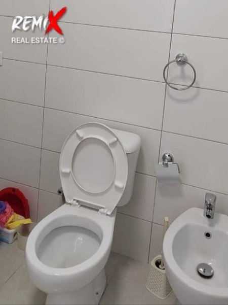 Durres, jepet me qera apartament 2+1+Aneks+Ballkon Kati 5, 350 € 
