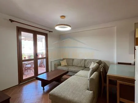 Tirane, shitet apartament 2+1 Kati 7, 106 m² 168.000 € (Kinostudio)