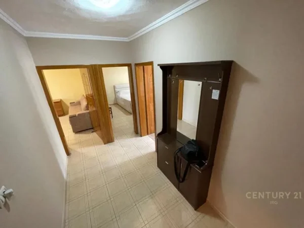 Tirane, shes apartament 2+1 Kati 1, 98 m² 195.000 € (Rruga Fortuzi)