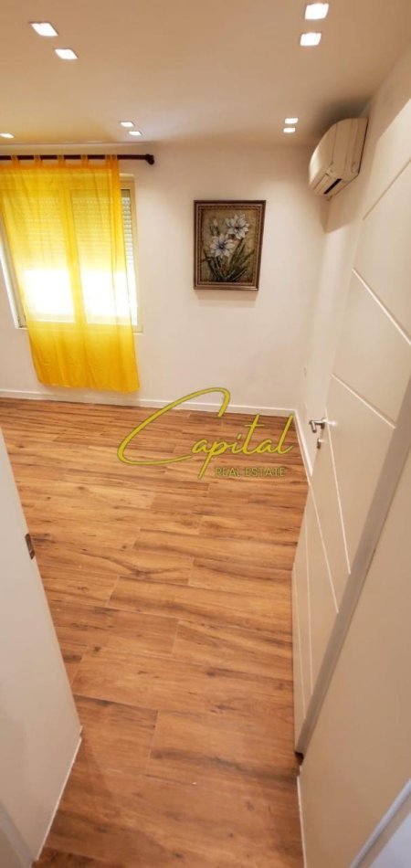 Tirane, jepet me qera apartament 2+1 Kati 0, 75 m² 650 € (MEDRESEJA)
