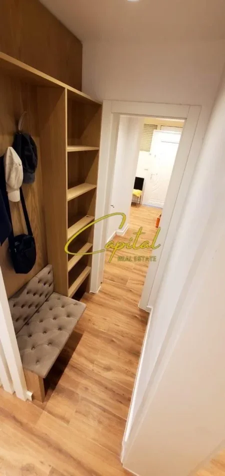 Tirane, jepet me qera apartament 2+1 Kati 0, 75 m² 650 € (MEDRESEJA)