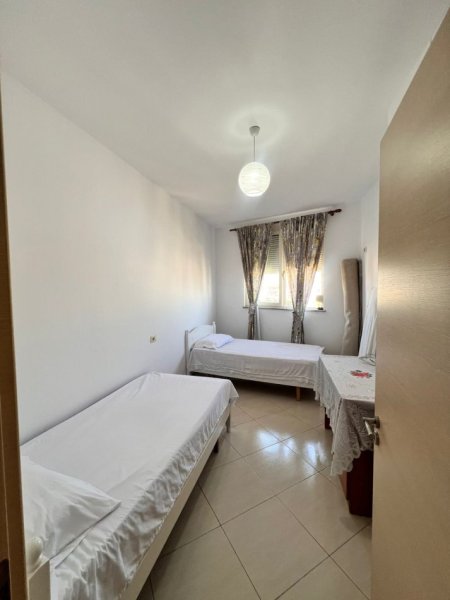 Tirane, jepet me qera apartament 2+1+Aneks+Ballkon Kati 7, 110 m² 650 € (Don Bosko)