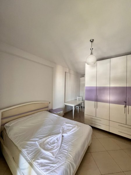 Tirane, jepet me qera apartament 2+1+Aneks+Ballkon Kati 7, 110 m² 650 € (Don Bosko)