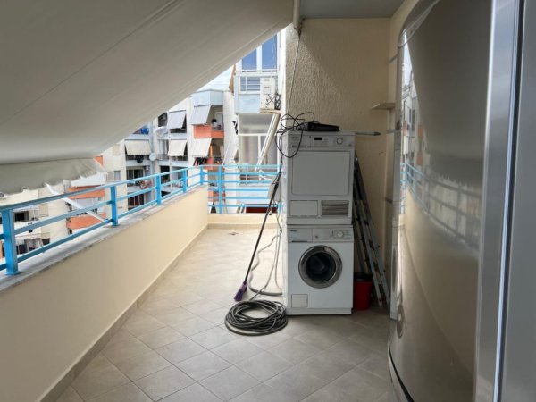 Tirane, jepet me qera apartament 2+1+Ballkon Kati 7, 110 m² 450 € (Rr. Besim Alla Misto Mame)