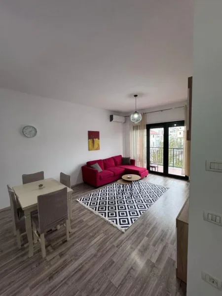 Tirane, jepet me qera apartament 1+1+Ballkon Kati 2, 75 m² 450 € (Kompleksi Green City Unaza e Re)