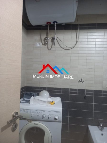Tirane, jepet me qera apartament 2+1+Ballkon Kati 1, 80 m² 650 € (RRUGA MUHAMET GJOLLESHA)