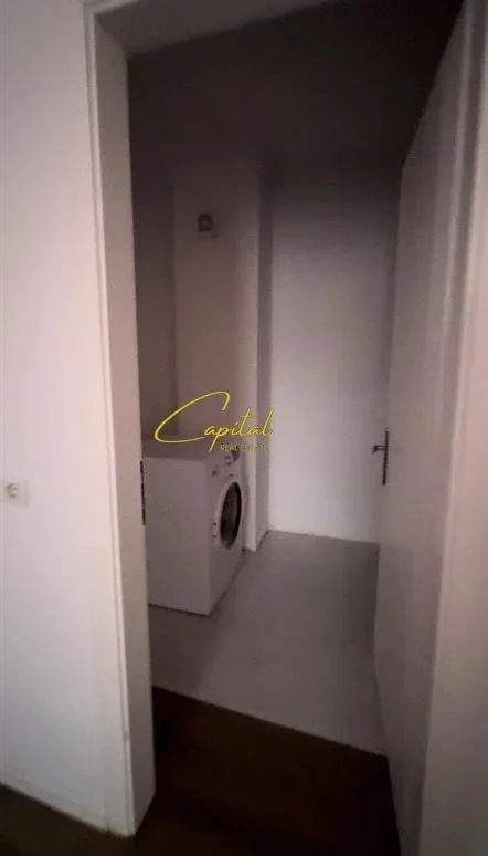 Tirane, jepet me qera apartament 2+1 Kati 4, 87 m² 450 € (SHKOZE)