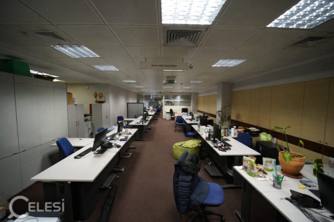 Tirane, jepet me qera ambjent biznesi Kati 0, 290 m² 6.270 € (RRUGA E KAVAJES)