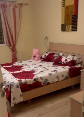 Tirane, jepet me qera apartament 2+1 Kati 3, 115 m² 700 € (Rr. Kavajes)