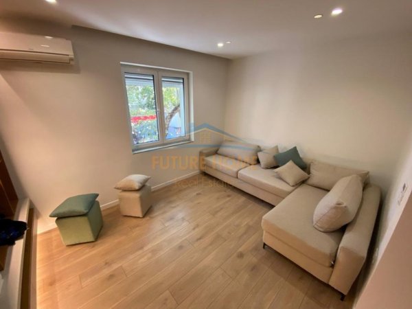 Tirane, jepet me qera apartament 2+1 Kati 3, 66 m² 850 € (Myslym Shyri)
