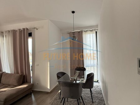 Tirane, jepet me qera apartament 2+1 Kati 3, 123 m² 1.400 € (Rruga e Elbasanit)