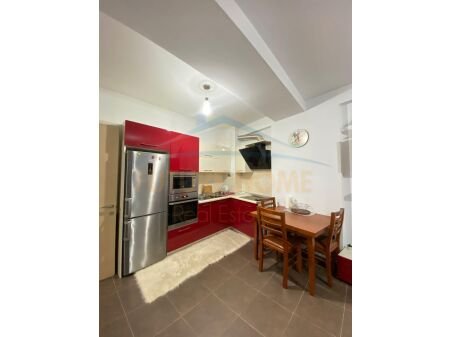 Tirane, jepet me qera apartament 2+1 Kati 2, 85 m² 550 € (Rruga Pjeter Budi)