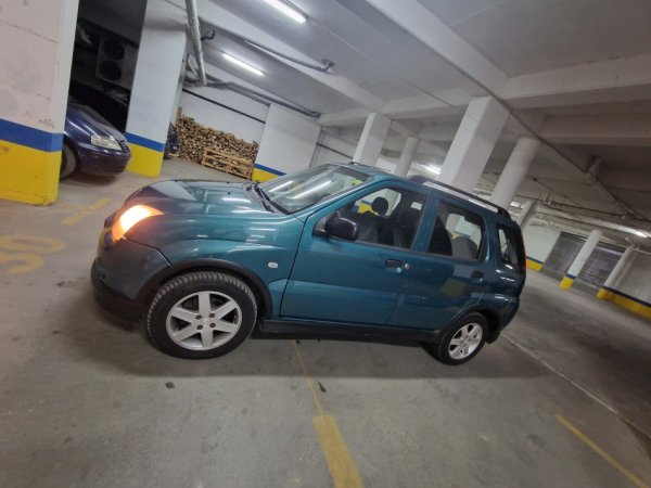 Tirane, shes makine Nafte, jeshile manuale Kondicioner 182 km 2.999 €