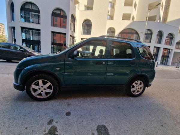 Tirane, shes makine Nafte, jeshile manuale Kondicioner 182 km 2.999 €