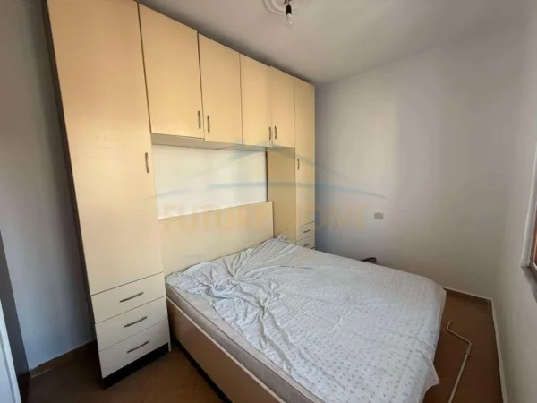 Tirane, shitet apartament 2+1+Ballkon Kati 7, 80 m² 128.000 € 