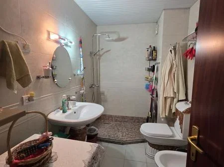 Tirane, shes apartament 1+1+Ballkon Kati 6, 77 m² 220.000 € 