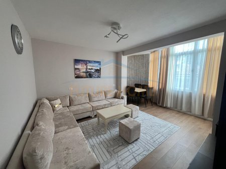 Tirane, shitet apartament 2+1 Kati 2, 90 m² 160.000 € (RRUGA E DIBRES,SPITALET)