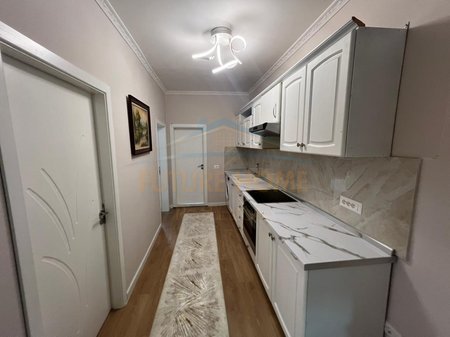 Tirane, shitet apartament 2+1 Kati 2, 90 m² 160.000 € (RRUGA E DIBRES,SPITALET)
