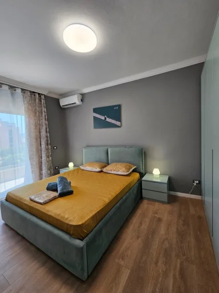 Jepet me qera Tirane apartament 1+1+Ballkon, 60 m2 575€ (Riza Jasa 123/1)