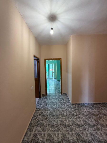 Tirane, shitet apartament 2+1 Kati 3, 120 m² (Rruga Tish Daia)