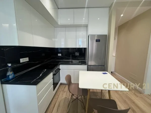 Tirane, jepet me qera apartament 2+1 Kati 6, 77 m² 730 € (Bulevardi Ri)