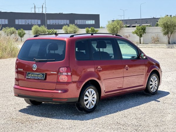 Durres, shitet makine VOLKSWAGEN TOURAN 1.9 Nafte, portokalli manuale Klima 174.000 km