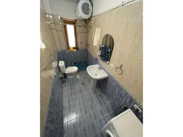 Tirane, shes apartament 2+1 Kati 1, 98 m² 195.000 € (RRUGES FORTUZI)