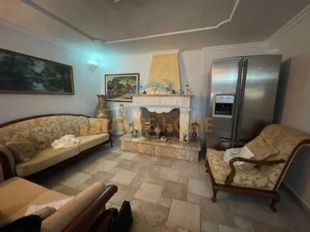 Tirane, shitet apartament 3+1 Kati 5, 155 m² 16.000.000 € 