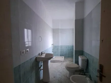 Tirane, shitet apartament 2+1 Kati 4, 112 m² 9.030.000 € 