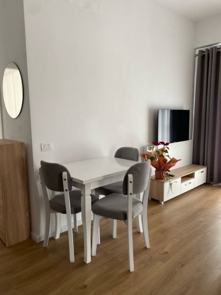 Tirane, jepet me qera apartament 2+1+Ballkon Kati 7, 70 m² 550 € (Rezidenca Kaimi/Rr Pasho Hysa)