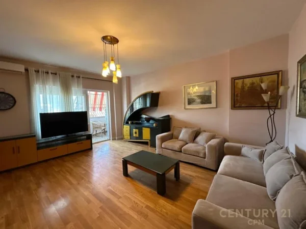 Tirane, shitet apartament 3+1 Kati 6, 155 m² 415.000 € (Shallvaret)