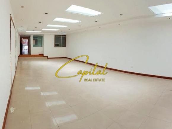 Tirane, jepet me qera dyqan Kati 0, 130 m² 500 € (ASTIR)